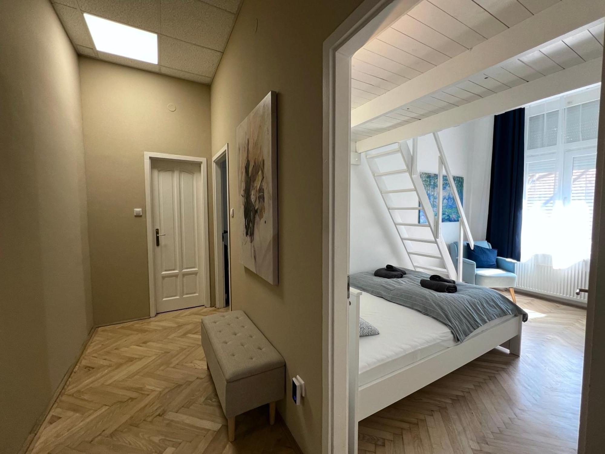 Tilia * Budapest